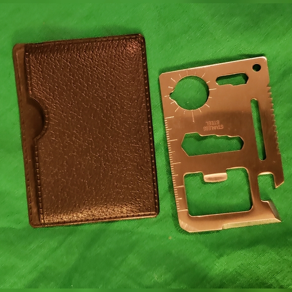 Pocket Tools Credit Card Multi tool and Mini Flathead Phillips Keychain - Picture 2 of 6